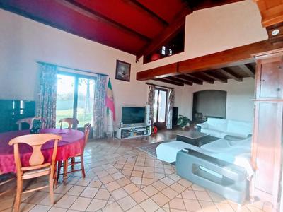 Maison - 292 m² - 11 pièces