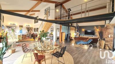 Maison de maîtres - 200 m² - 4 pièces