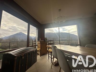 Maison - 175 m² - 8 pièces