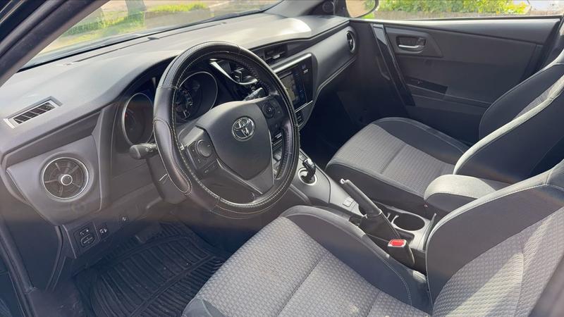Toyota Auris Sport Touring II 1.8 Vvt-i Hybrid 136 Cvt Collection - Garantie constructeur