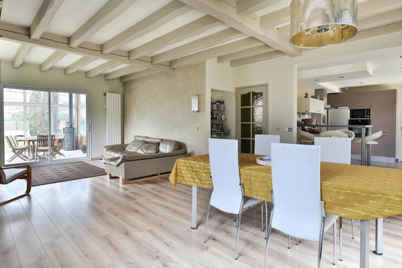 Maison - 204 m² - 6 pièces