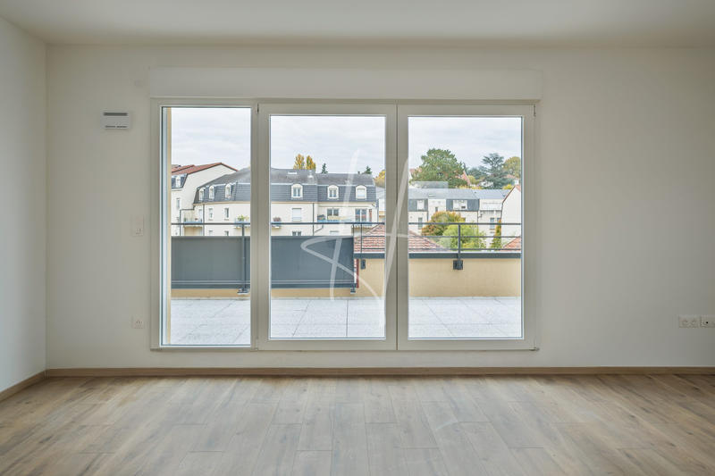 Appartement - 105 m² - 5 pièces