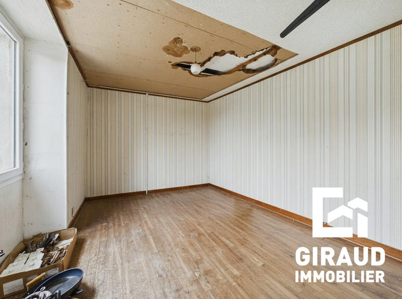 Maison ancienne - 185 m² - 4 pièces