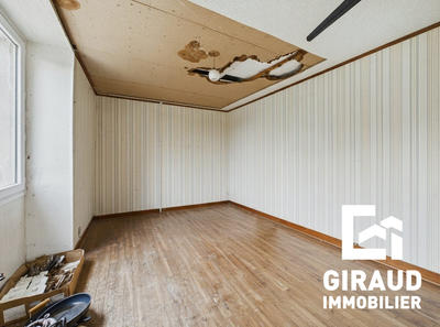 Maison ancienne - 185 m² - 4 pièces