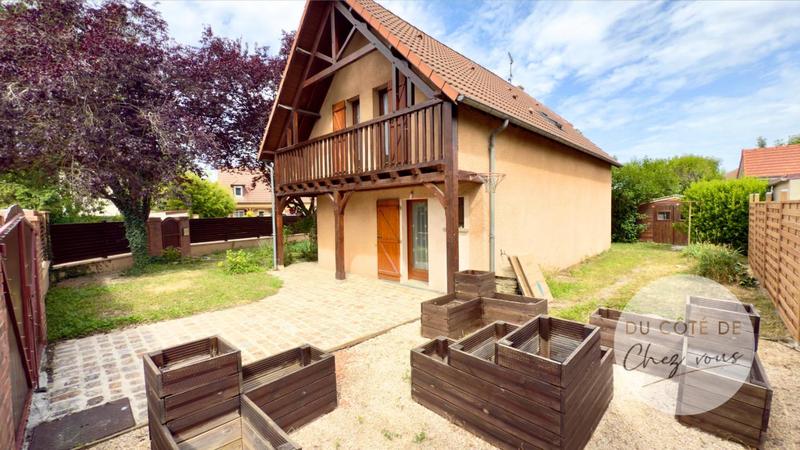 Maison - 100 m² - 6 pièces