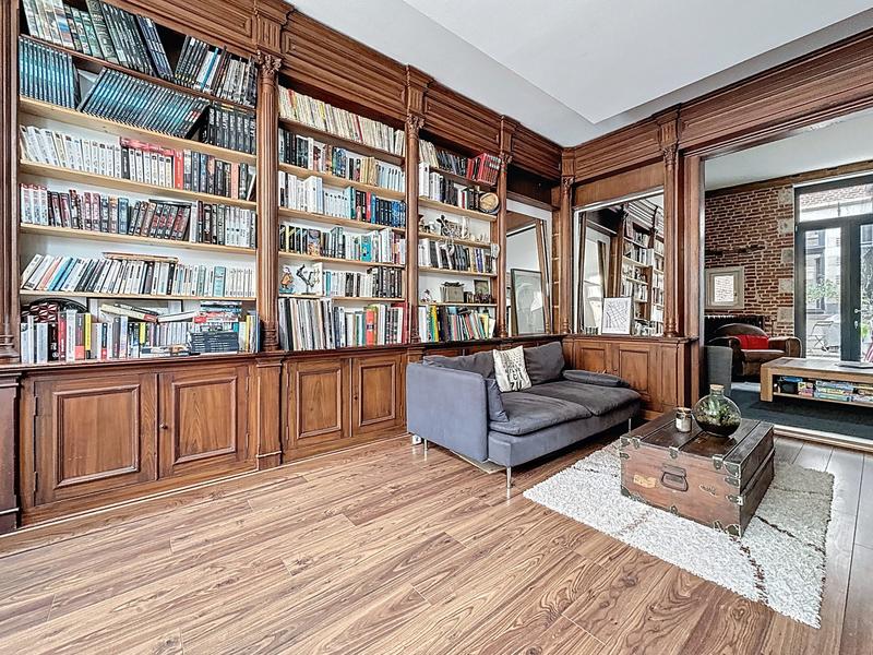 Maison - 202 m² - 5 pièces