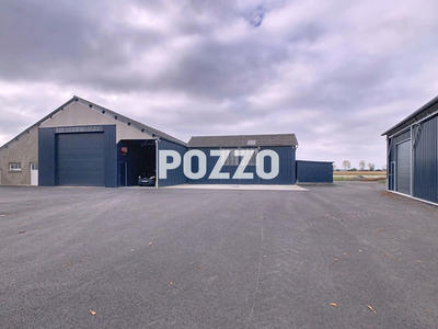 Local d'activité / Entrepôt - 160 m²