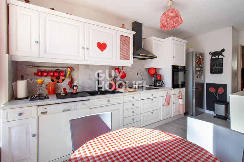 Appartement - 106 m² - 5 pièces