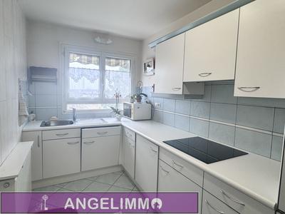 Appartement - 86 m² - 4 pièces