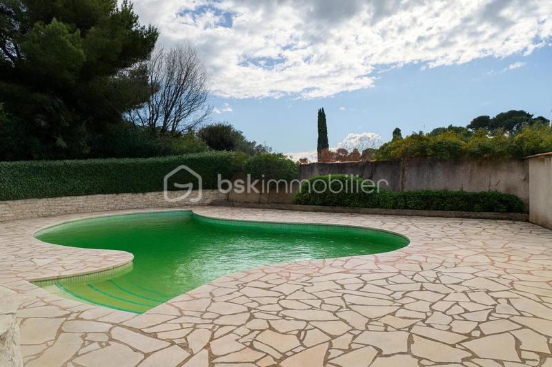 Maison - 104 m² - 5 pièces