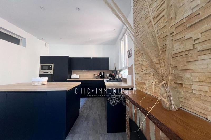 Appartement - 115 m² - 5 pièces