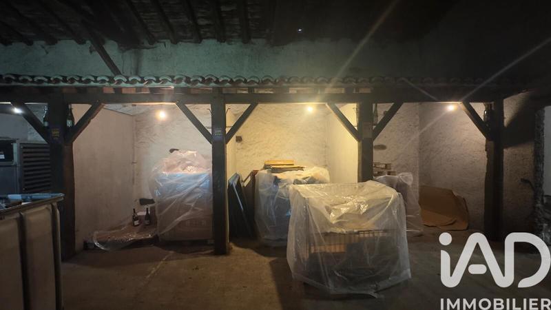 Ferme - 679 m² - 5 pièces