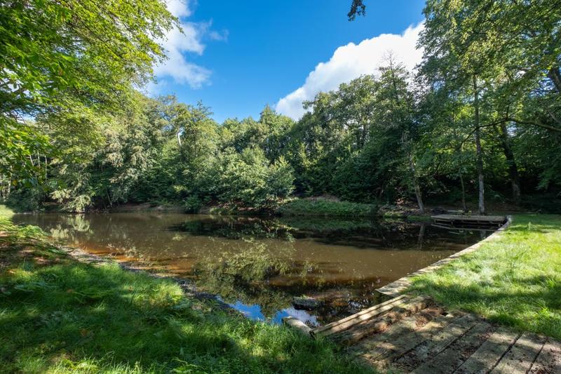 Propriété - 308 m² - 12 pièces