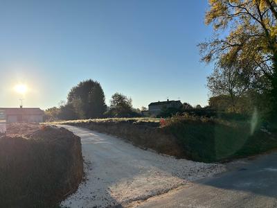 Terrain constructible - 899 m²