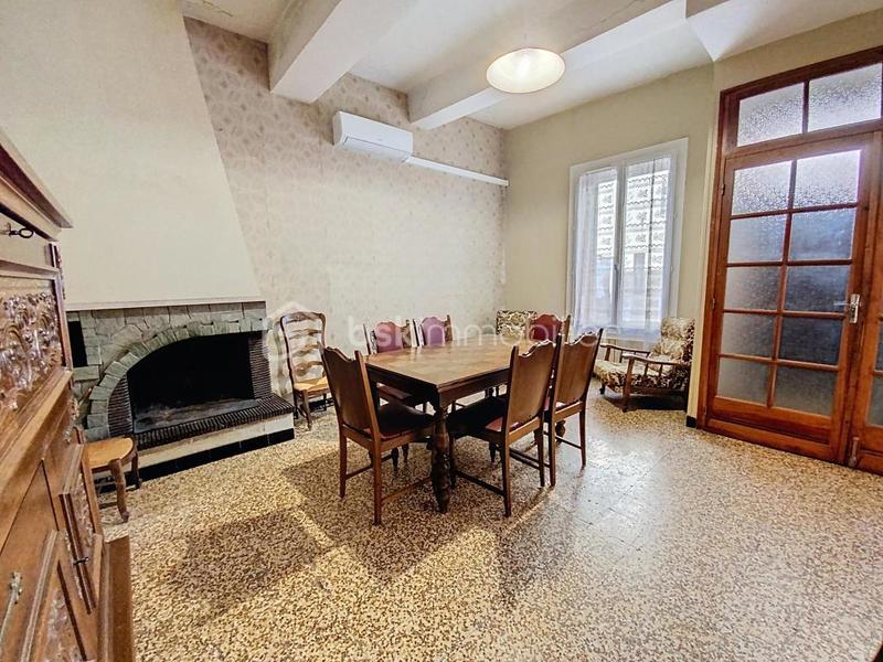 Maison de village - 263 m² - 8 pièces