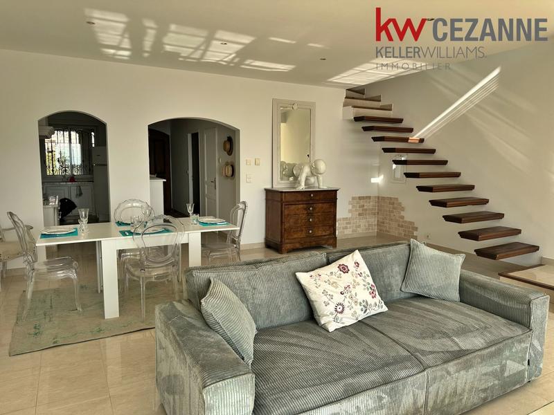 Maison - 132 m² - 5 pièces