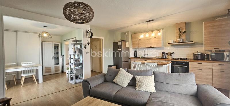 Appartement - 70 m² - 4 pièces