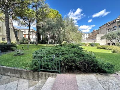 Appartement - 82 m² - 3 pièces