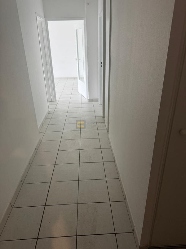 Appartement - 83 m² - 4 pièces