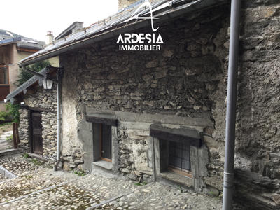 Maison - 180 m² - 6 pièces