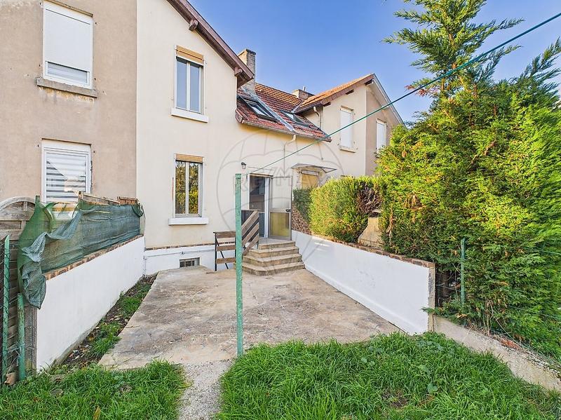 Maison - 75 m² - 3 pièces