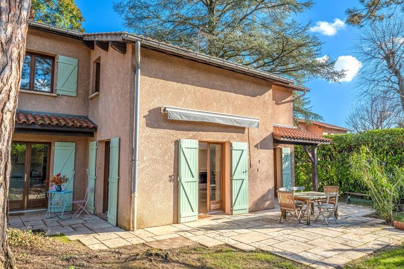 Maison - 160 m² - 6 pièces