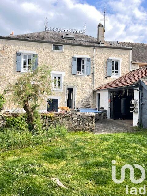 Maison - 152 m² - 8 pièces