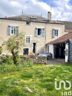 Maison - 152 m² - 8 pièces