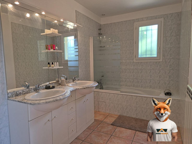 Maison traditionnelle - 127 m² - 6 pièces