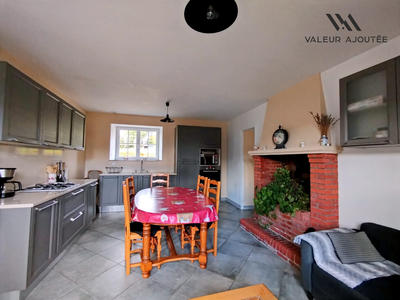 Maison - 138 m² - 7 pièces