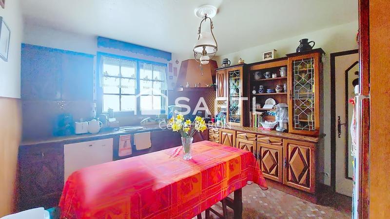 Maison - 208 m² - 9 pièces