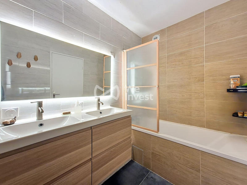 Appartement - 82 m² - 4 pièces