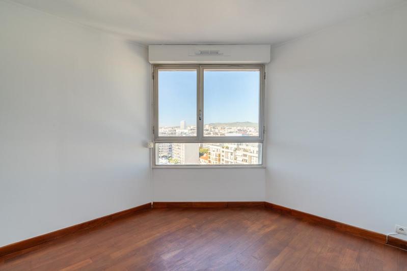 Appartement - 91 m² - 3 pièces