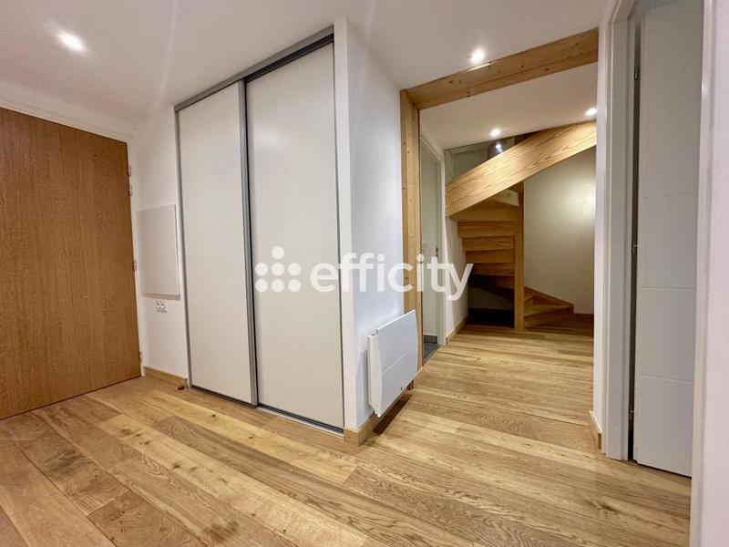 Appartement - 108 m² - 5 pièces