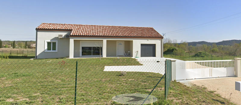 Maison - 96 m² - 4 pièces