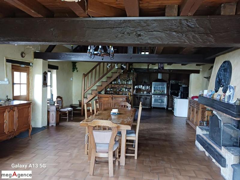 Maison ancienne - 175 m² - 6 pièces