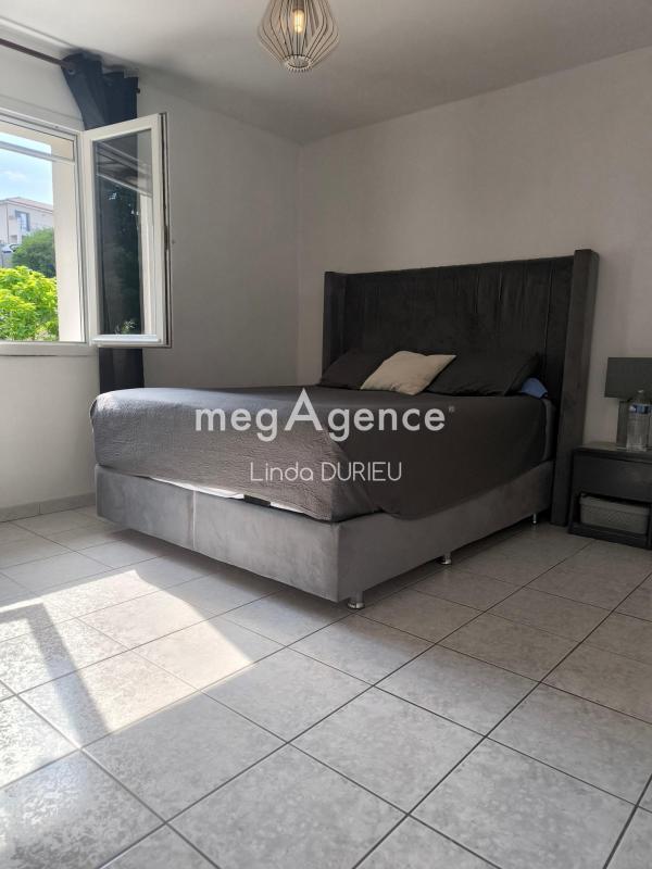 Maison traditionnelle - 180 m² - 7 pièces