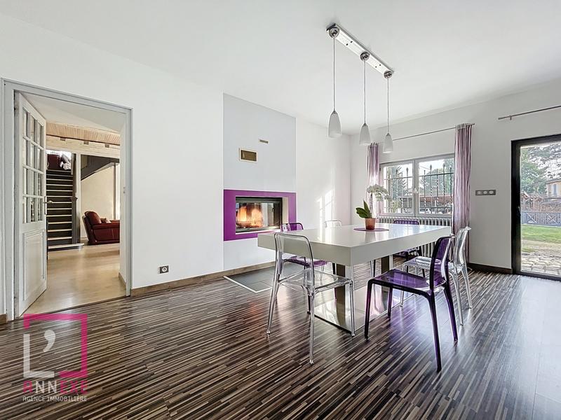 Maison ancienne - 240 m² - 6 pièces