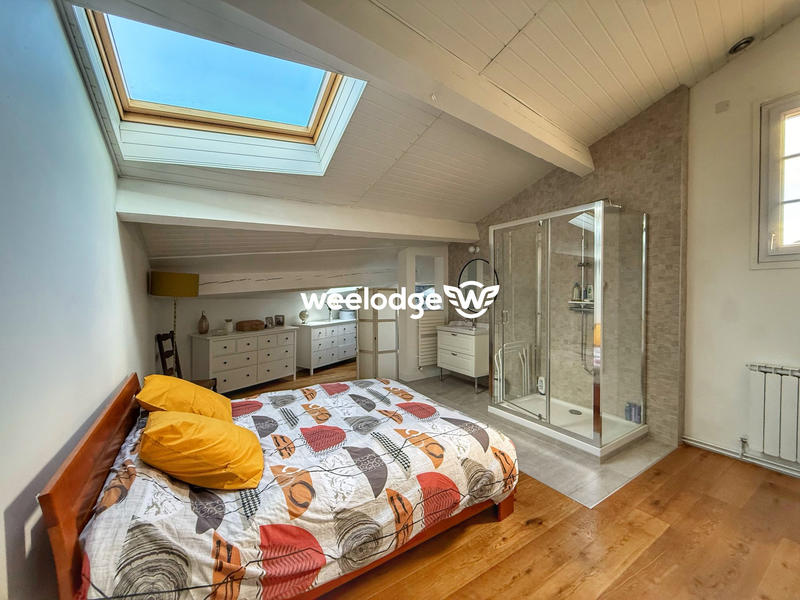 Maison ancienne - 225 m² - 7 pièces