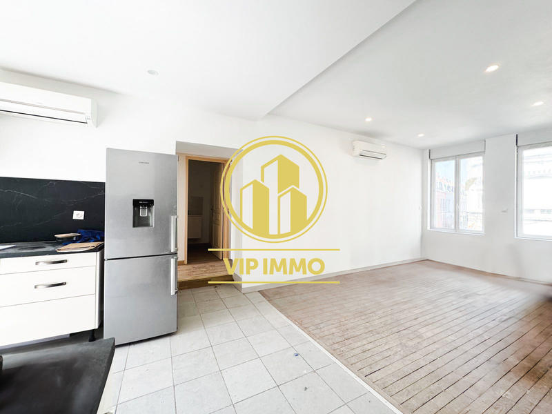 Appartement - 76 m² - 5 pièces