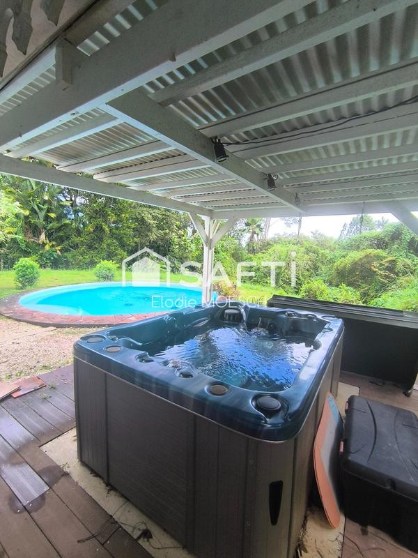 Maison - 180 m² - 7 pièces