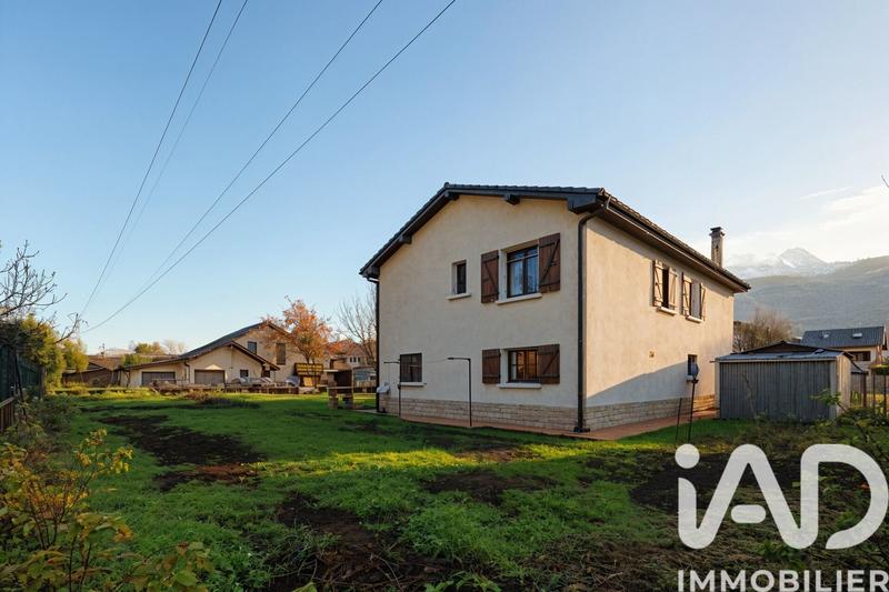 Maison - 120 m² - 6 pièces
