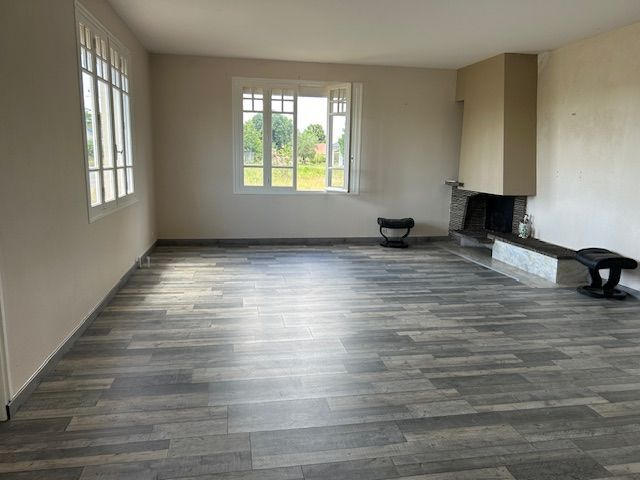 Maison - 200 m² - 7 pièces