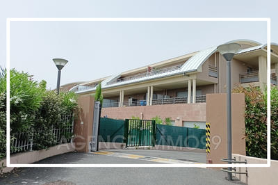 Parking / Garage - 12 m²