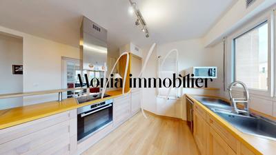 Appartement - 140 m² - 6 pièces