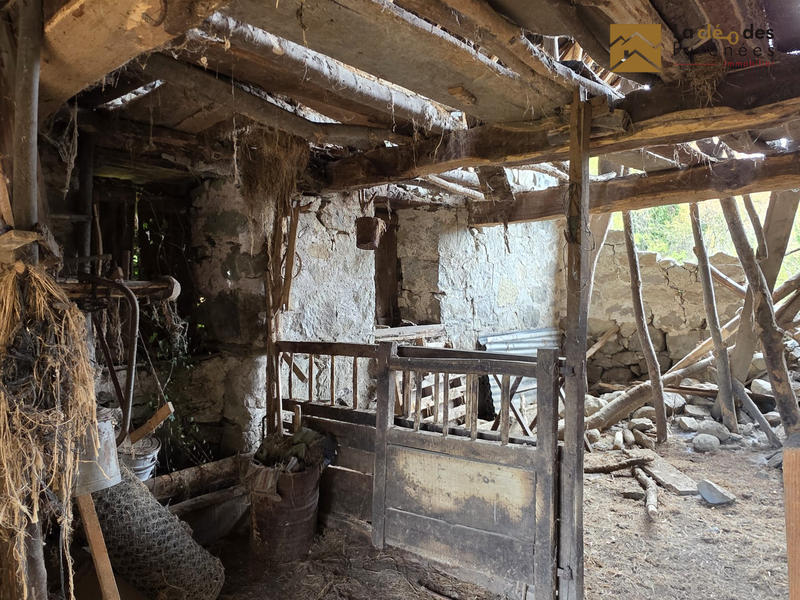 Maison ancienne - 85 m² - 1 pièce