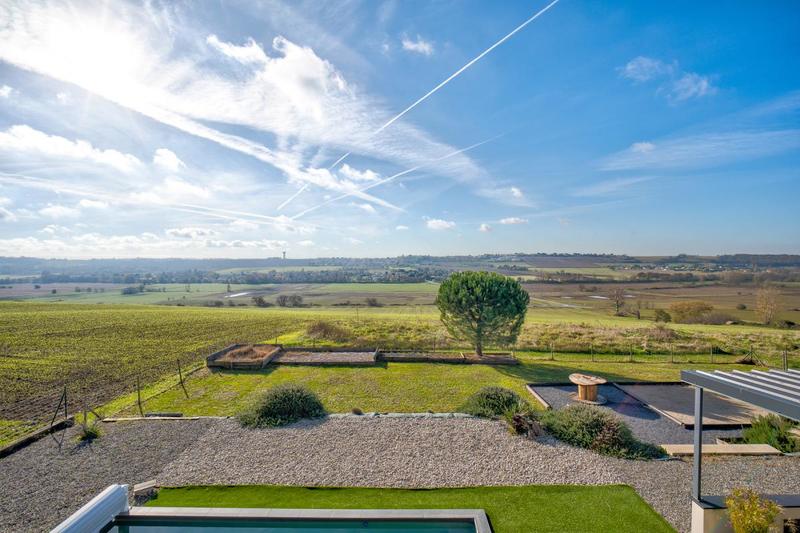 Maison - 156 m² - 5 pièces