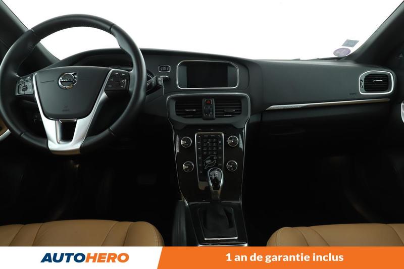 Volvo V40 Cross Country 1.5 T3 Signature Edition Geartronic 6 152 ch