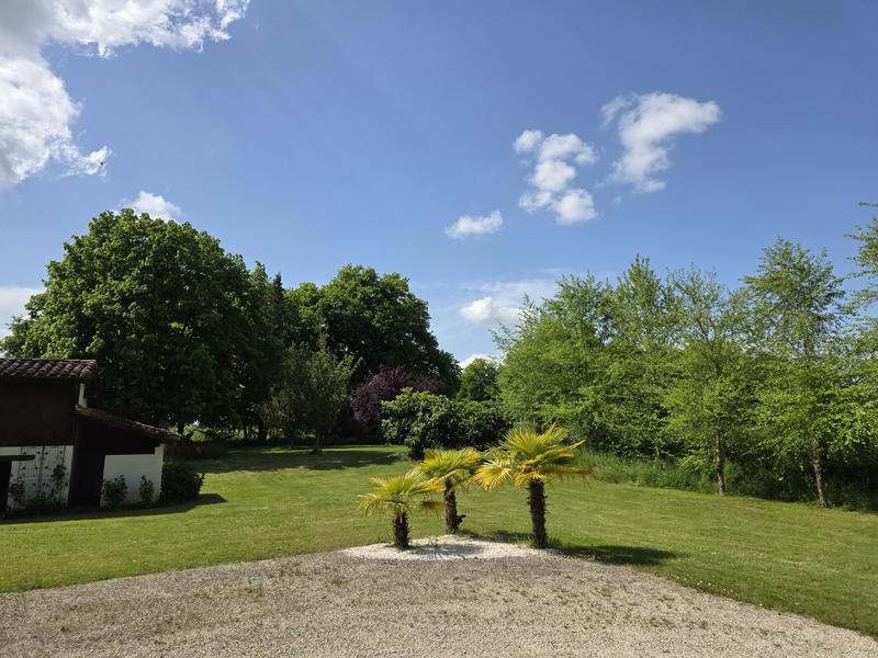 Maison - 262 m² - 9 pièces