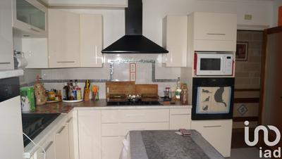 Maison - 172 m² - 7 pièces